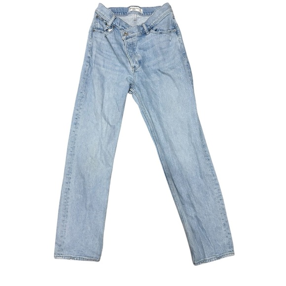 Abercrombie And Fitch The Dad High Rise Light Wash Straight Jeans Size 26 - Picture 2 of 5